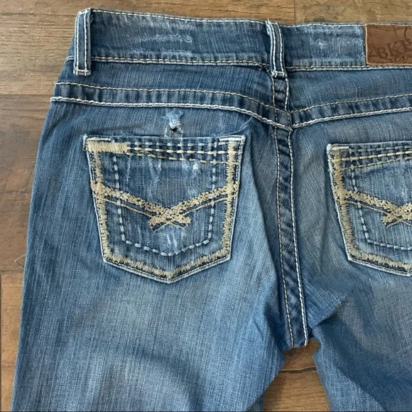 BKE Distressed Boot Cut Denim Jean Bundle 26 X 33 1/2 and 26 x 31 1/2 - Picture 6 of 14